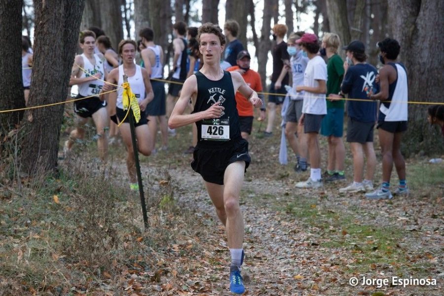 Andy Niser 21 during the Shazam Cross Country Championships. Photo courtesy of Andy Niser 21