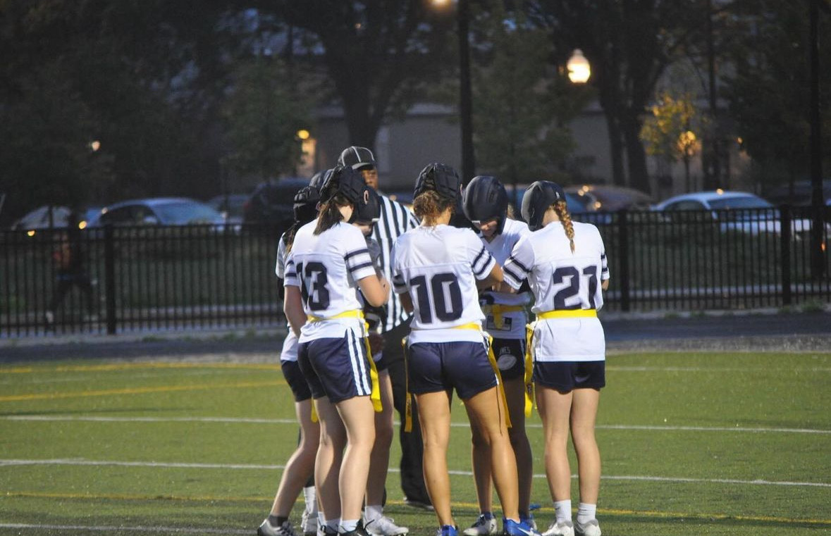 In-game huddle (Smith #10). Source: @jcpflagfootball on Instagram.
