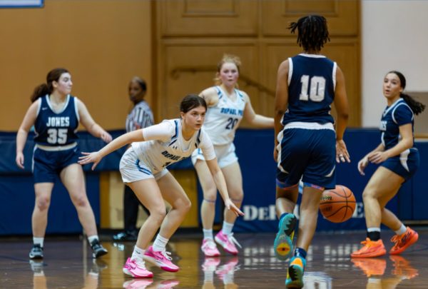 Jones girls basketball team last season playing Depaul College Prep. Photo by Jack Lydon. 
